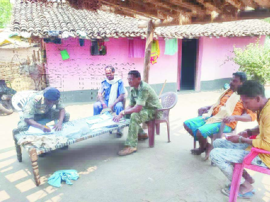 नाबालिग बेटे ने पिता पर कुल्हाड़ी से किया वार, मौत नाबालिग बेटे ने पिता पर कुल्हाड़ी से किया वार, मौत