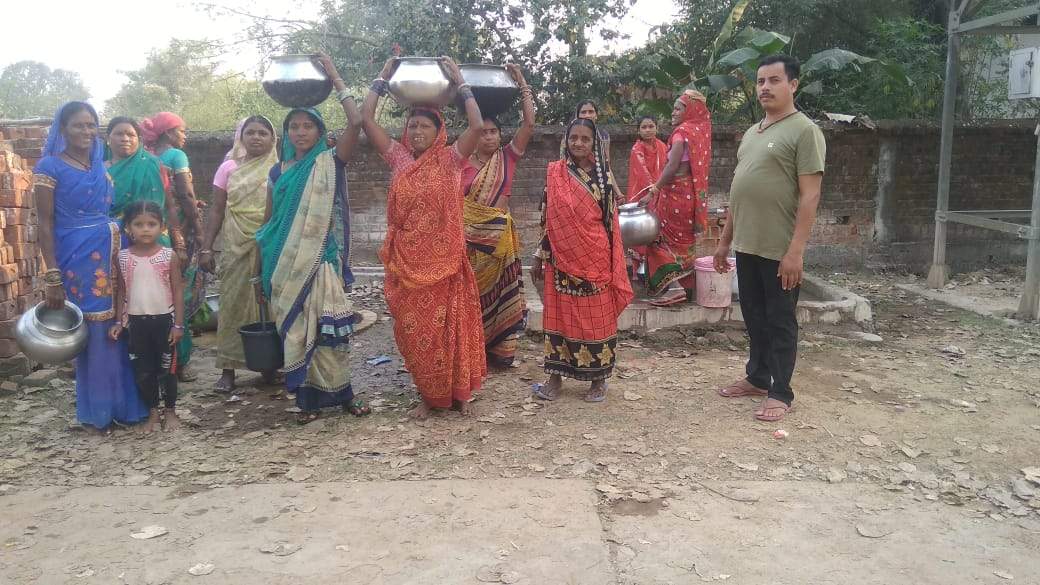 दो दर्जन गांवों में पेयजल आपूर्ति ठप दो दर्जन गांवों में पेयजल आपूर्ति ठप