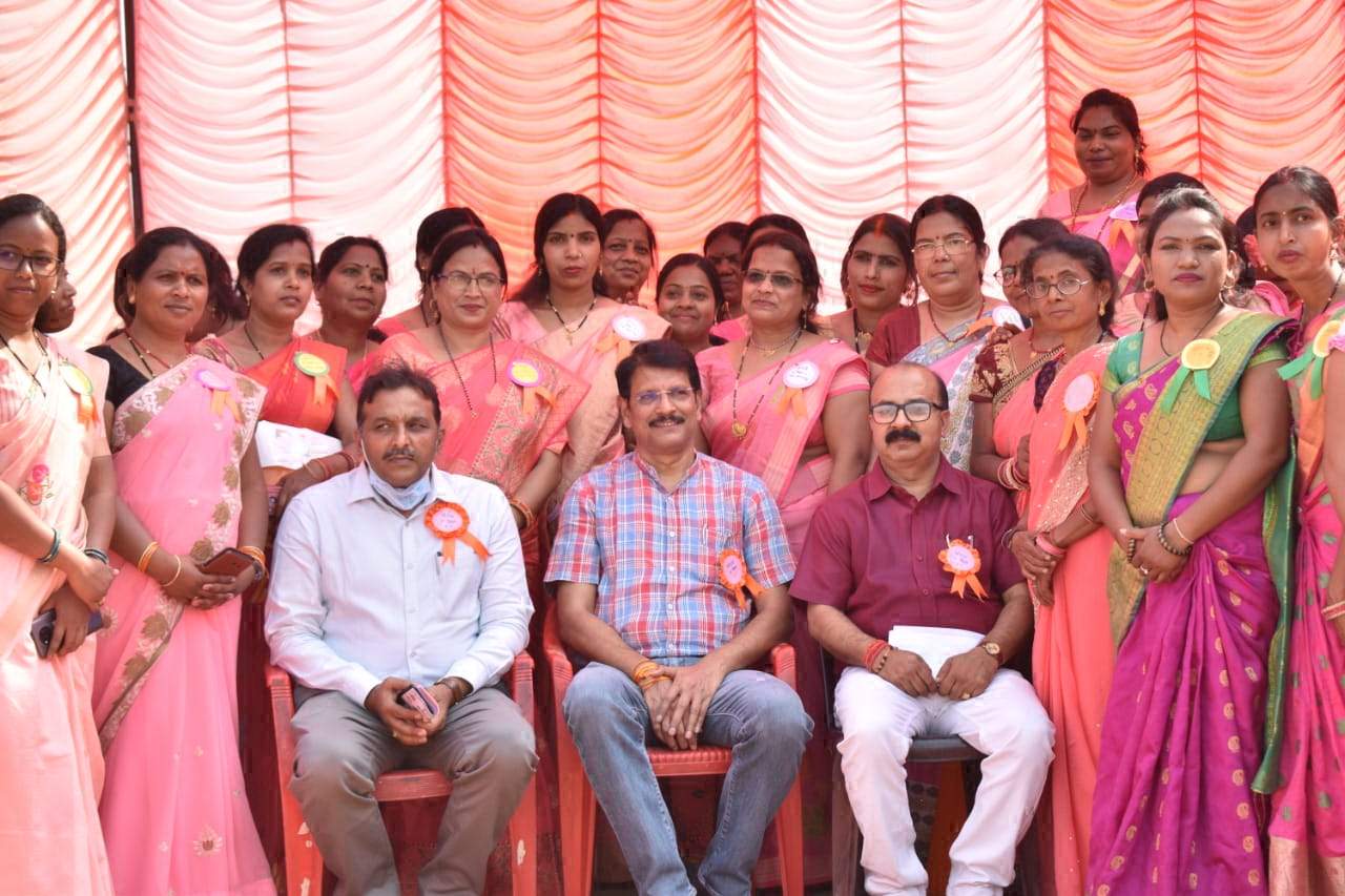 संभाग स्तरीय अंगना म शिक्षा मेला सह प्रशिक्षण शुरू