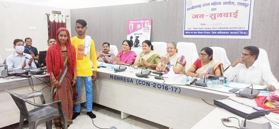 हुक्का-पानी बंद करने का आरोप, जांच रिपोर्ट प्रस्तुत करने के निर्देश हुक्का-पानी बंद करने का आरोप, जांच रिपोर्ट प्रस्तुत करने के निर्देश