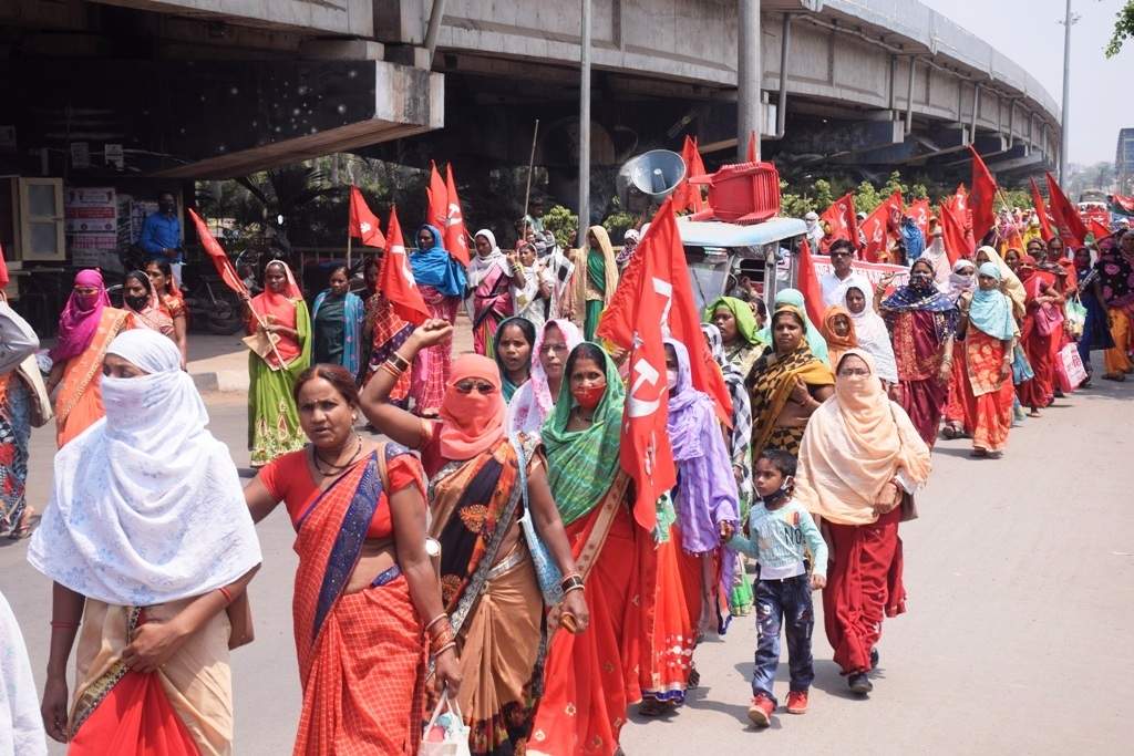 2 दिनी देशव्यापी हड़ताल,  निकाली रैली