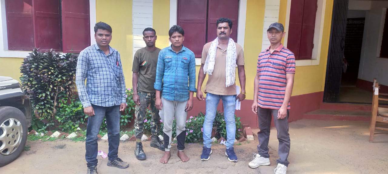 इरागांव थाने में हत्यारोपी कुछ घंटे में ही गिरफ्तार इरागांव थाने में हत्यारोपी कुछ घंटे में ही गिरफ्तार