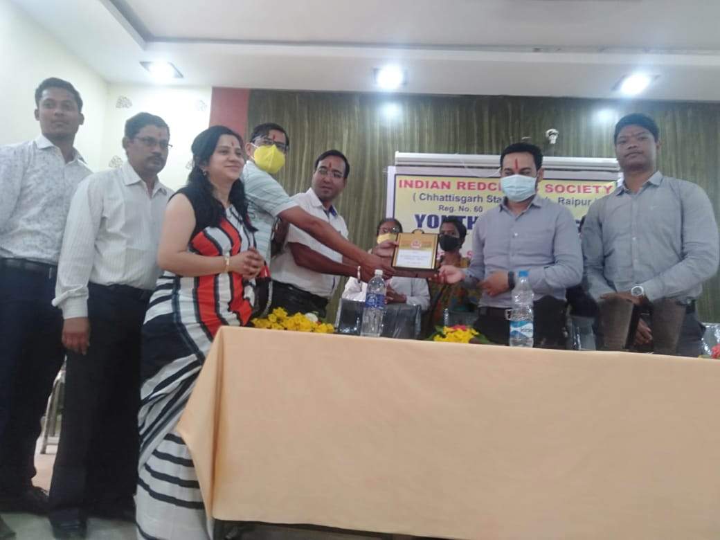 महाविद्यालय के दो सौ से अधिक बच्चों का स्वास्थ्य जांच महाविद्यालय के दो सौ से अधिक बच्चों का स्वास्थ्य जांच