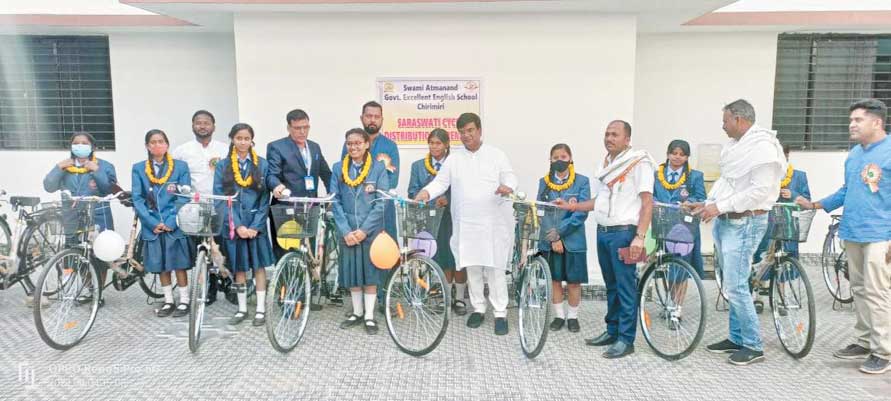 सपनों को साकार करना छात्राओं की जिम्मेदारी तो देश के भविष्य को आगे बढ़ाना हमारी जिम्मेदारी-डॉ. विनय सपनों को साकार करना छात्राओं की जिम्मेदारी तो देश के भविष्य को आगे बढ़ाना हमारी जिम्मेदारी-डॉ. विनय