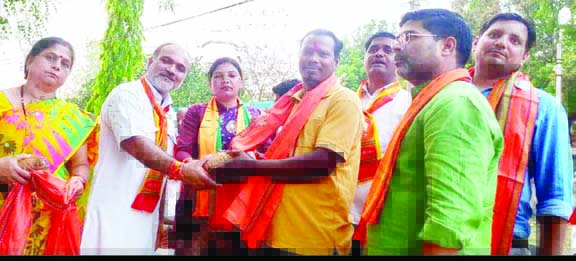 भाजपा किसान मोर्चा ने पीएम किसान सम्मान निधि से लाभान्वित किसानों को किया सम्मानित