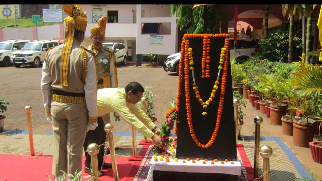 राष्ट्रीय अग्निशमन सेवा सप्ताह शुरू, कर्मियों को दी श्रद्धांजलि