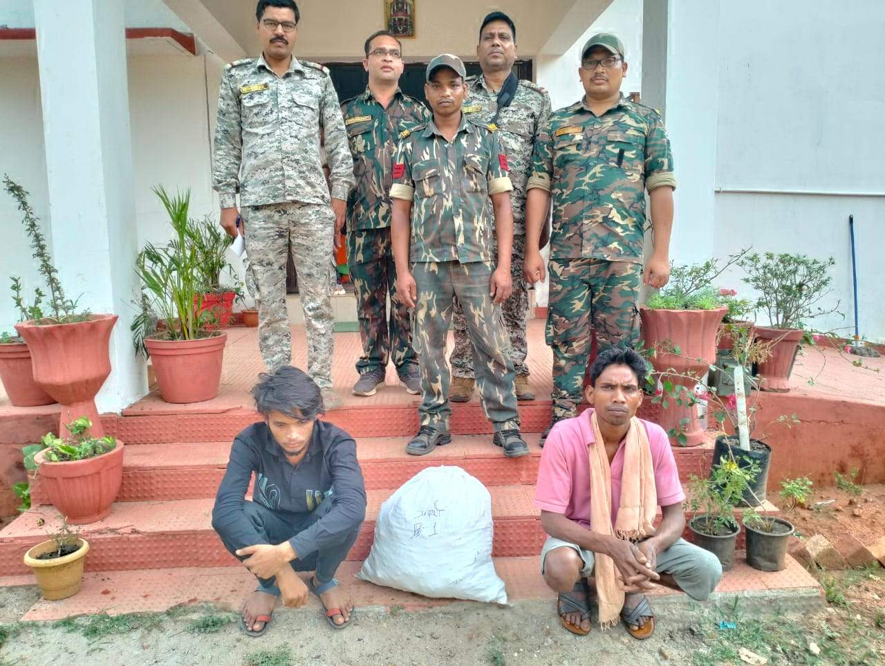 2 गांजा तस्कर गिरफ्तार