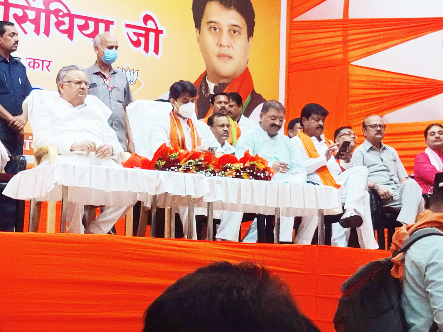 नांदगांव प्रदेश में नहीं देश में बनेगा उत्कृष्ट जिला-सिंधिया