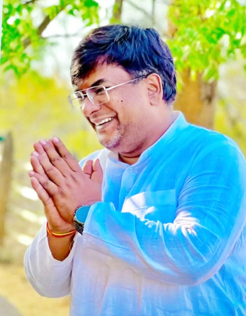शहरी क्षेत्रों की तर्ज पर ग्रामीण अंचल में भी 24 घण्टे विद्युत सेवा होगी- डॉ.विनय शहरी क्षेत्रों की तर्ज पर ग्रामीण अंचल में भी 24 घण्टे विद्युत सेवा होगी- डॉ.विनय