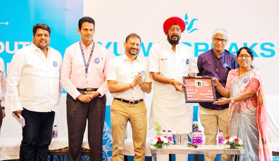 सीएम ने गढ़े युवाओं के लिए नए अवसर - मुदलियार सीएम ने गढ़े युवाओं के लिए नए अवसर - मुदलियार