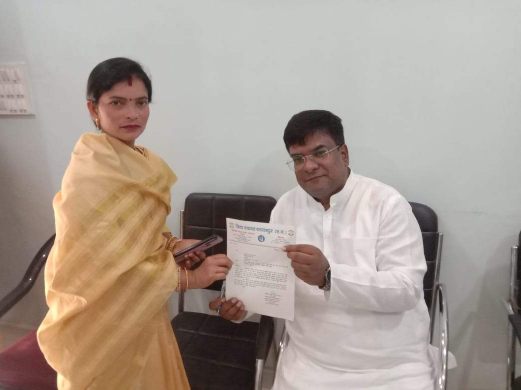 नए पीएम आवास की स्वीकृति व अधूरे कार्यों के लिए राशि उपलब्ध कराने जिपं सदस्य ने सीएम को लिखा पत्र