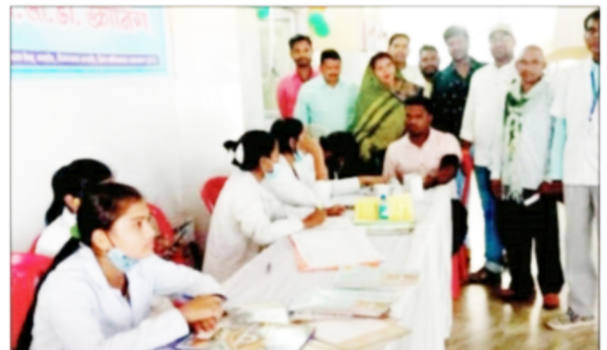 कसडोल सामुदायिक स्वास्थ्य केंद्र में स्वास्थ्य मेला कसडोल सामुदायिक स्वास्थ्य केंद्र में स्वास्थ्य मेला