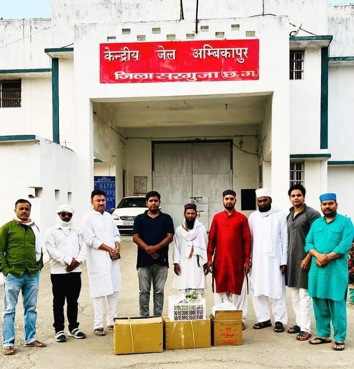 देश-प्रदेश के अमन-चैन खुशहाली के लिए दुआ मांगी