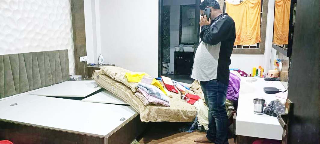 पेट्रोल पंप कारोबारी के घर चोरी पेट्रोल पंप कारोबारी के घर चोरी