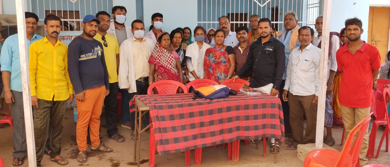मोबाईल मेडिकल यूनिट वेन में मिल रहा नि:शुल्क स्वास्थ्य लाभ