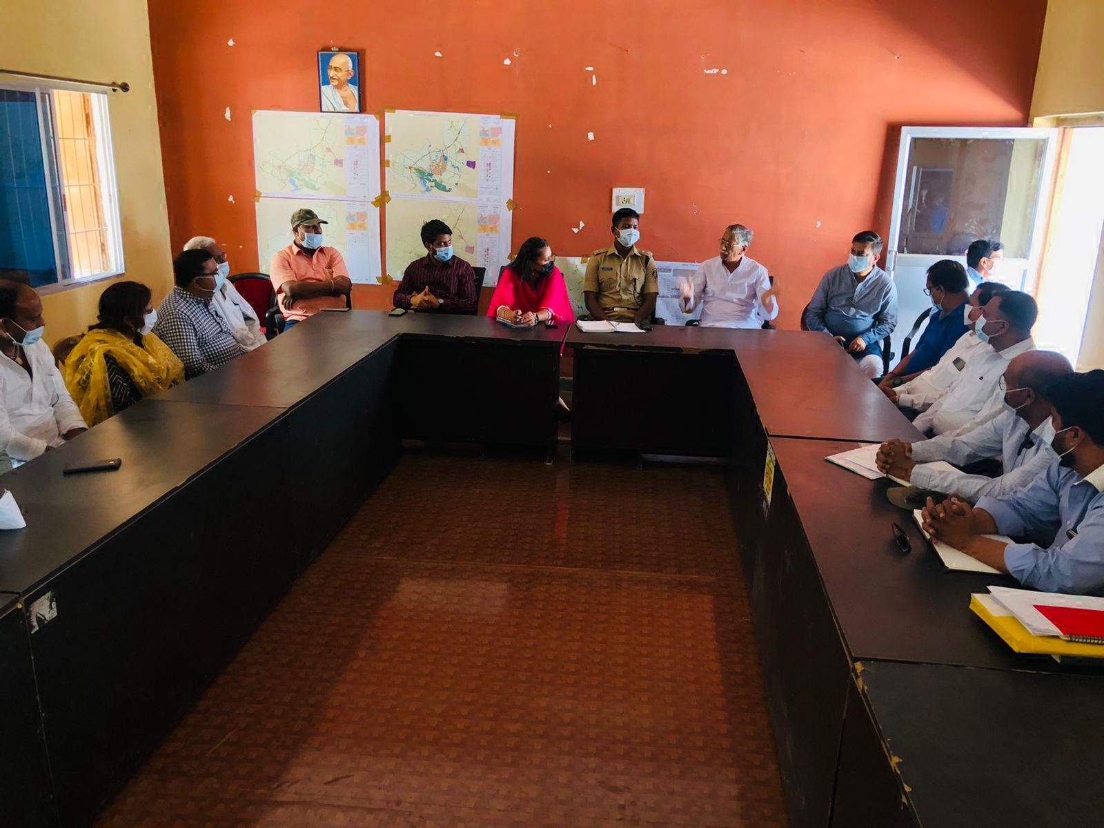 लखनपुर में नि:शुल्क हड्डी जांच शिविर