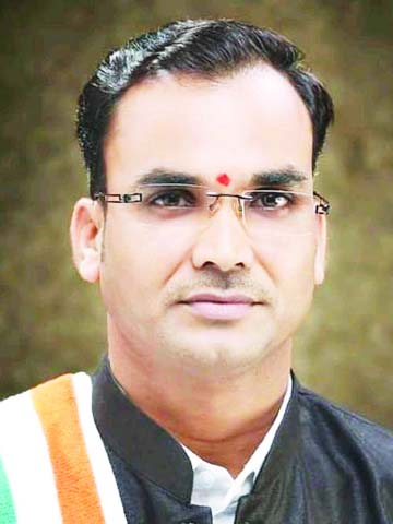 महंगाई से जनता परेशान-चुम्मन