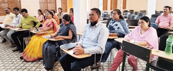 नैक प्रक्रिया में आने वाली समस्याओं और निपटने के उपाय बताए नैक प्रक्रिया में आने वाली समस्याओं और निपटने के उपाय बताए