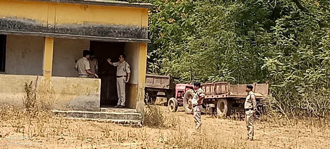 नवनियुक्त ओएसडी पुलिस राजेश ने सारंगढ़ का किया निरीक्षण नवनियुक्त ओएसडी पुलिस राजेश ने सारंगढ़ का किया निरीक्षण