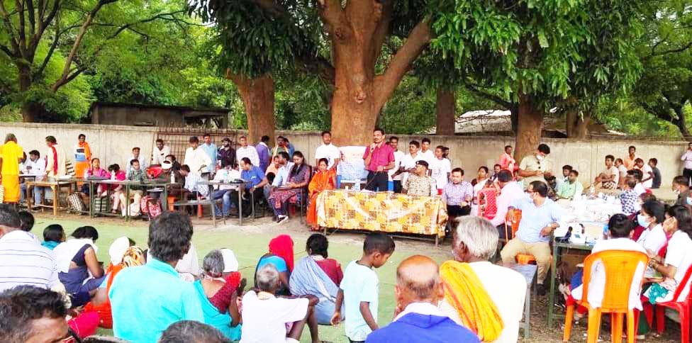 भैंसगांव में जन चौपाल समाधान शिविर