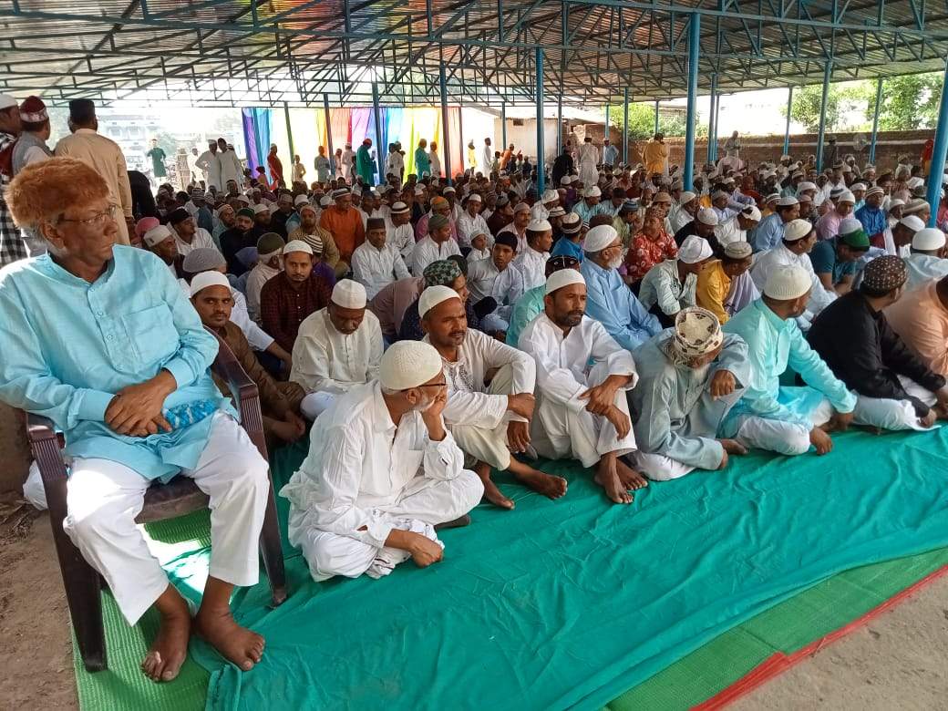 लखनपुर में शांति और हर्षोल्लास के साथ मनाया गया ईद