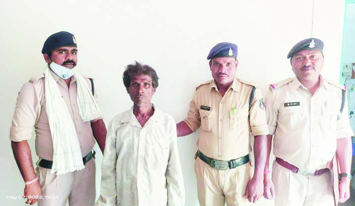 5 दुकानें तोडऩे वाला मानसिक बीमार पकड़ाया