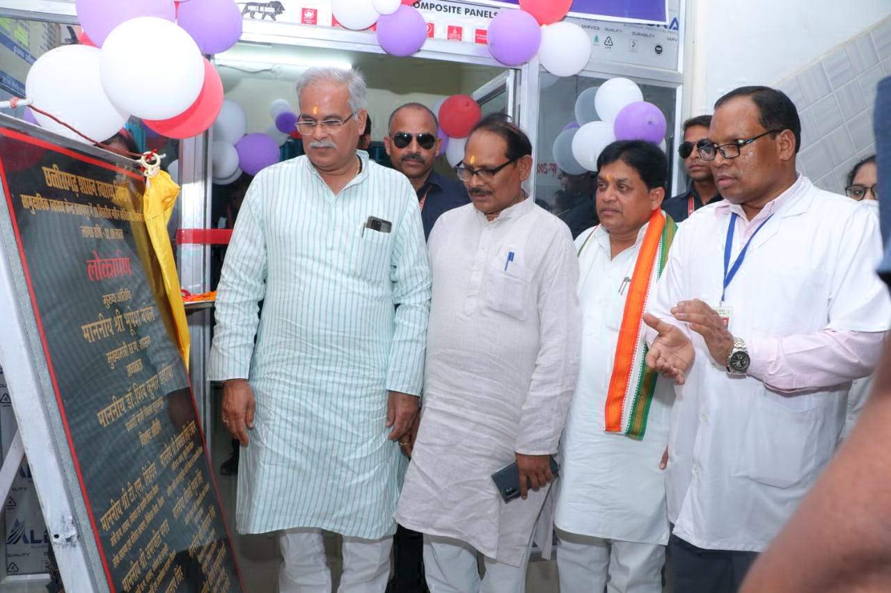 नक्सलियों के प्रस्ताव पर सीएम ने कहा-पहले संविधान पर विश्वास जताए फिर बात होगी