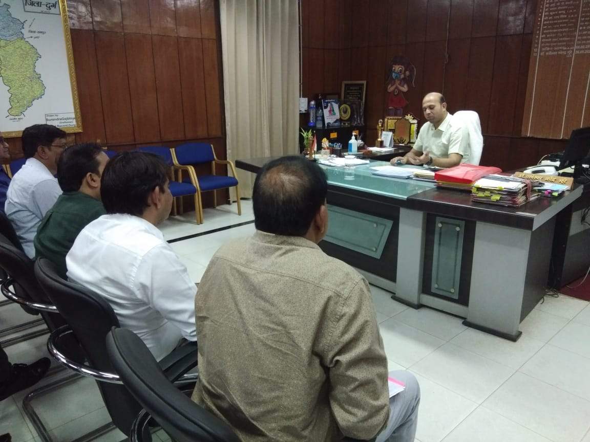 लोड अनुरूप ट्रांसफार्मर की क्षमताओं का किया जाएगा विस्तार- कलेक्टर लोड अनुरूप ट्रांसफार्मर की क्षमताओं का किया जाएगा विस्तार- कलेक्टर