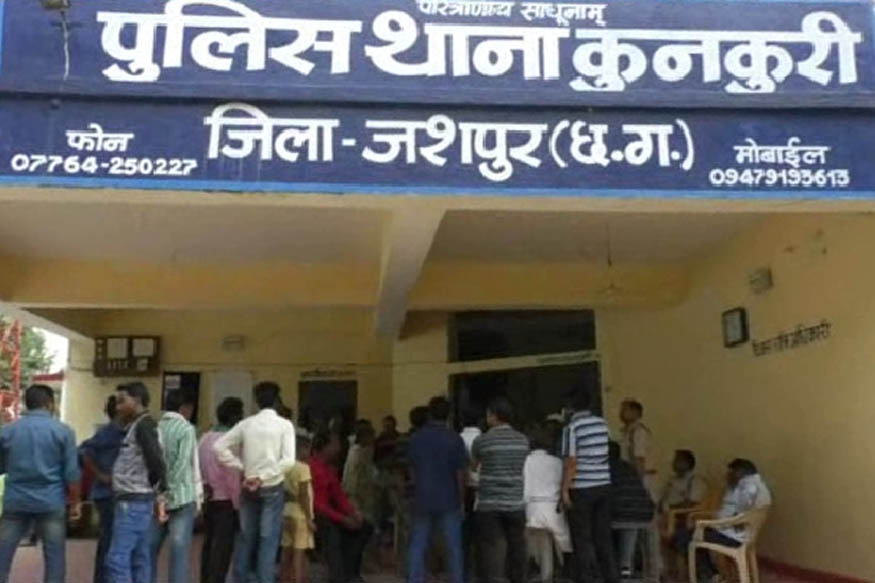 फोन पर दिया पत्नी को तलाक और रचा ली दूसरी शादी, पति के खिलाफ एफआईआर