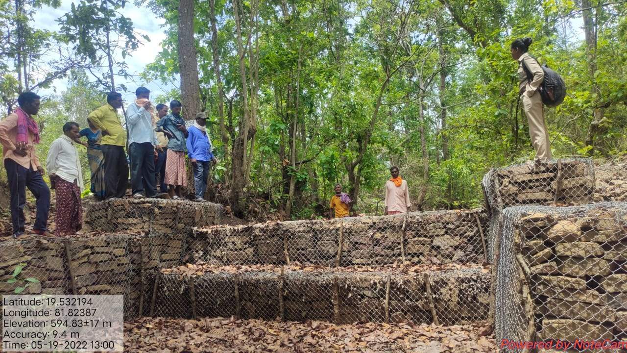सीएम आगमन पूर्व बड़़ेकनेरा गौठान में समीक्षा बैठक सीएम आगमन पूर्व बड़़ेकनेरा गौठान में समीक्षा बैठक