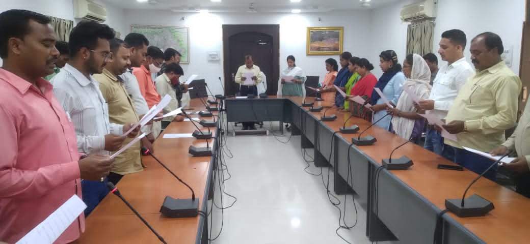 कमिश्नर ने दिलाई आतंकवाद के विरोध की शपथ