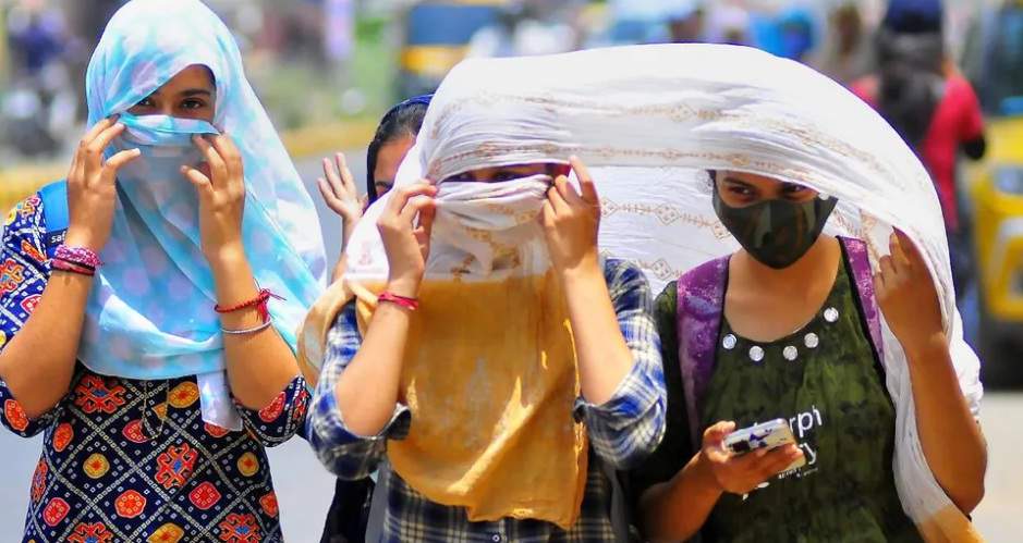 गर्म हवा के थपेड़ों से जनजीवन पर पड़ा असर, देर-शाम बारिश की संभावना