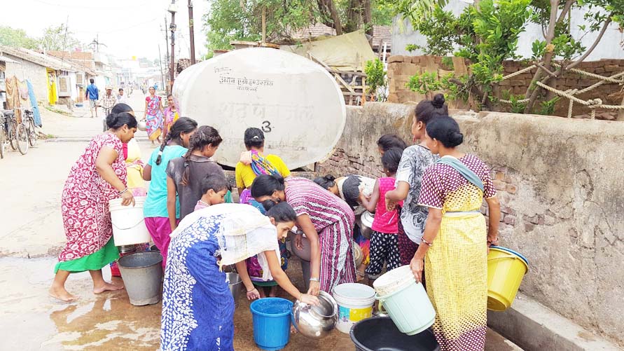 8 करोड़ वसूली का लक्ष्य, 2 सौ से अधिक बकायेदारों पर कार्रवाई