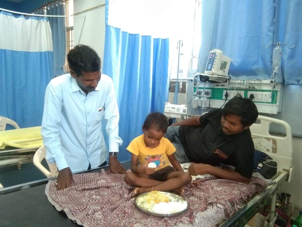 युवोदय स्वयं सेवकों की सजगता से मासूम बच्चे की बची जान