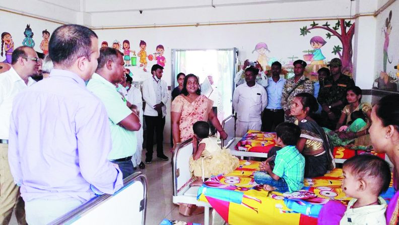 गर्भवती महिलाओं, कुपोषित बच्चों व परिवार नियोजन की मांगी जानकारी