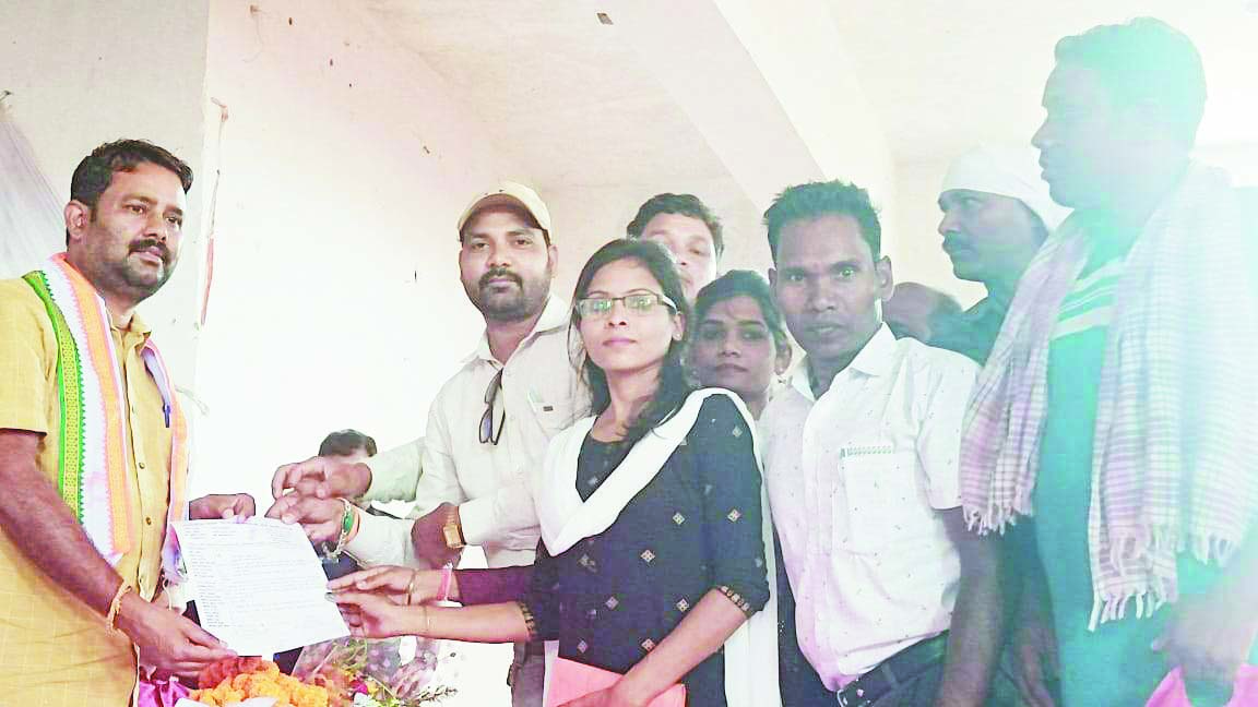 प्रेरक संघ बिलाईगढ़ ने संसदीय सचिव भेंट-मुलाकात में सरकार के वादे को दिलाया याद प्रेरक संघ बिलाईगढ़ ने संसदीय सचिव भेंट-मुलाकात में सरकार के वादे को दिलाया याद