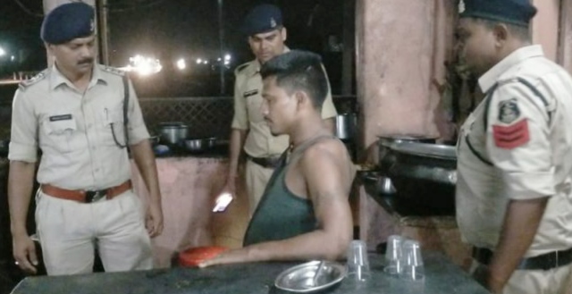 शराब पिलाने के आरोपी तीन ढाबा संचालक गिरफ्तार