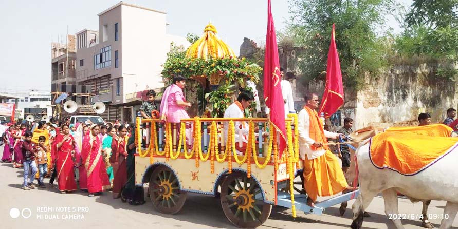 भगवान श्री सत्यनारायण की मूर्ति स्थापना दिवस मनाया भगवान श्री सत्यनारायण की मूर्ति स्थापना दिवस मनाया