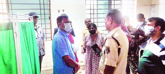 कारोबारी ने सभी को मारने के बाद फांसी लगाने की सोची, मगर जहर खाकर की खुदकुशी 