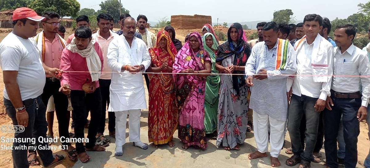 जनता की समस्याओं का निपटारा करने में मनमानी करने वाले बख्शे नहीं जाएंगे- कमरो जनता की समस्याओं का निपटारा करने में मनमानी करने वाले बख्शे नहीं जाएंगे- कमरो