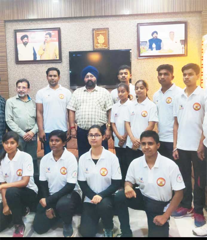छत्तीसगढ़ शासन में खेलों का सर्वांगीण विकास-गुरुचरण छत्तीसगढ़ शासन में खेलों का सर्वांगीण विकास-गुरुचरण