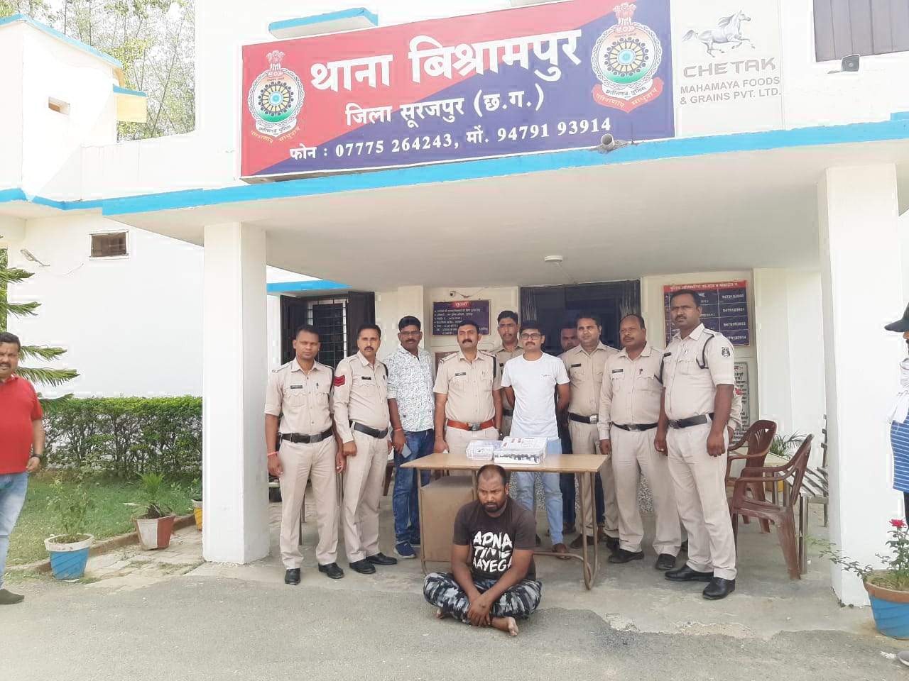 भारी मात्रा में नशीली इंजेक्शन व टेबलेट के साथ एक गिरफ्तार