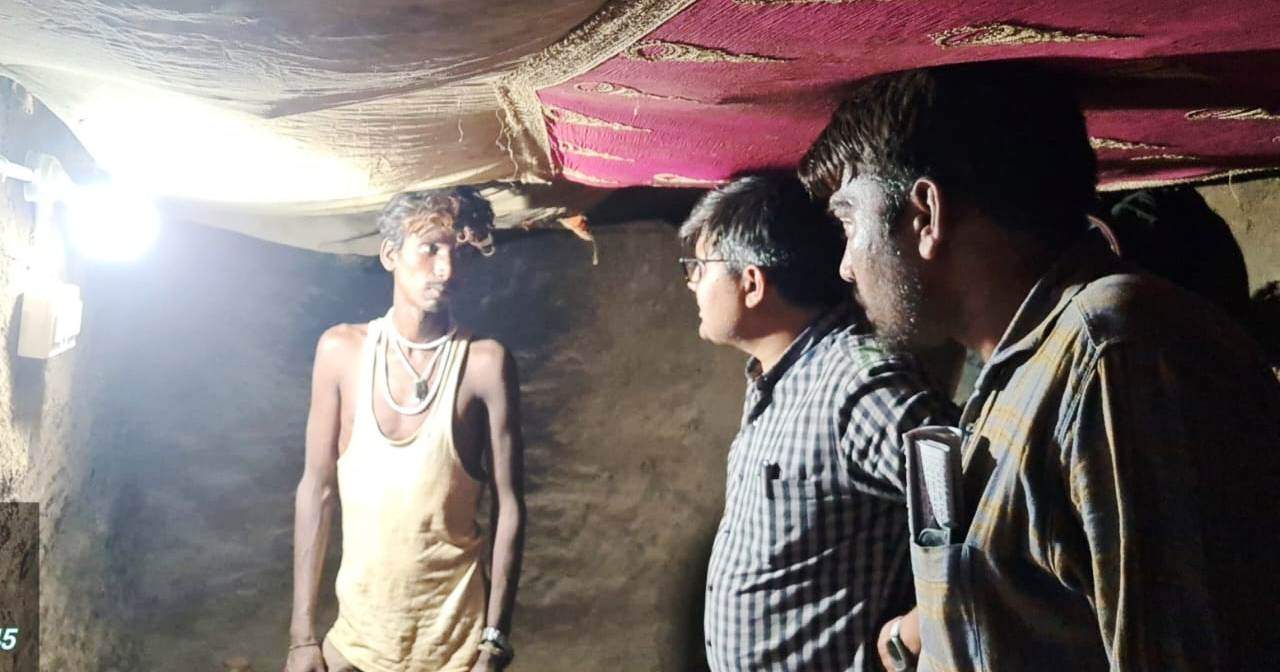 सोलर पॉवर प्लांट से प्रकाशित हो रहे घर-आंगन