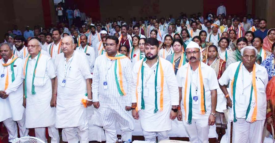 कार्यकर्ताओं की बदौलत पार्टी सत्ता तक पहुंचती है-चौबे कार्यकर्ताओं की बदौलत पार्टी सत्ता तक पहुंचती है-चौबे
