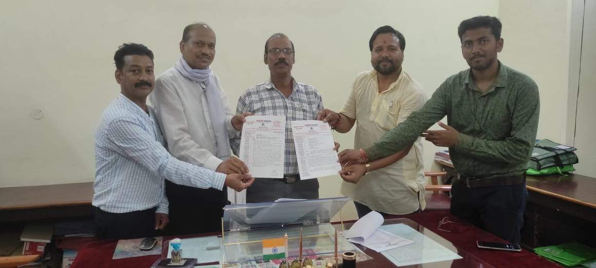 राष्ट्रीय ओबीसी महासभा ने राज्यपाल व मुख्यमंत्री के नाम ज्ञापन सौंपा