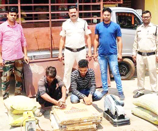 चोरी किए बिल्डिंग मटेरियल सामान जब्त चोरी किए बिल्डिंग मटेरियल सामान जब्त