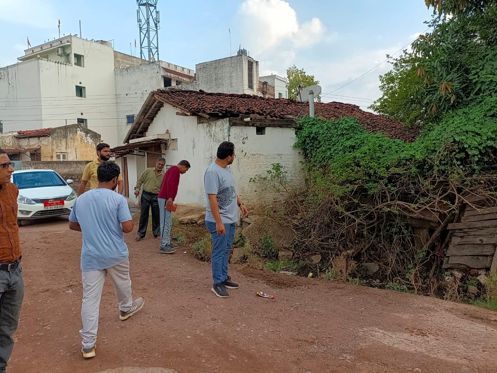 आयुक्त ने जलभराव क्षेत्र, मणिकंचन केंद्र, मकई गार्डन का किया निरीक्षण