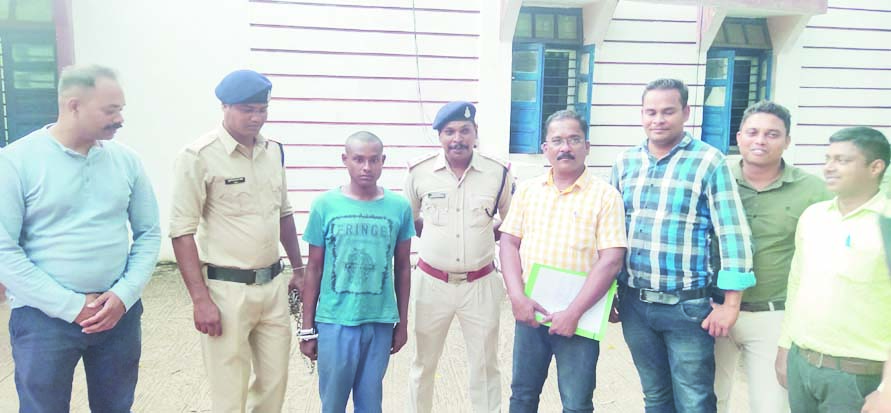 राशन न देने पर मां की चाकू  मार हत्या, गिरफ्तार
