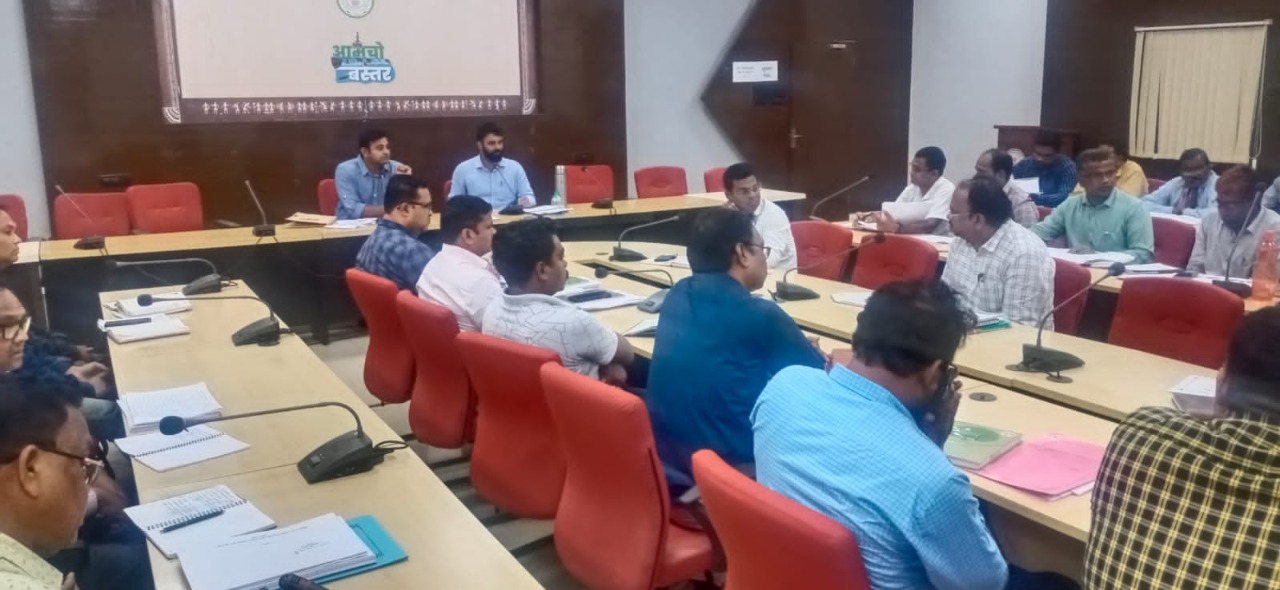 लापरवाही,  कार्यपालन अभियंता और अनुविभागीय अधिकारी से मांगा स्पष्टीकरण