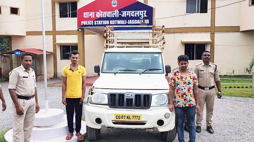 पिकअप-जनरेटर की चोरी, दो आरोपी गिरफ्तार